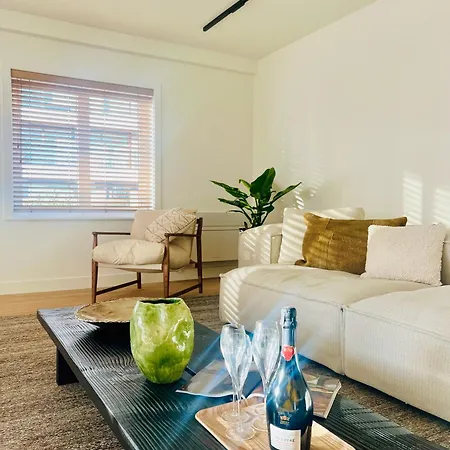 Apartament Gelijkvloers Met Prive Parking *